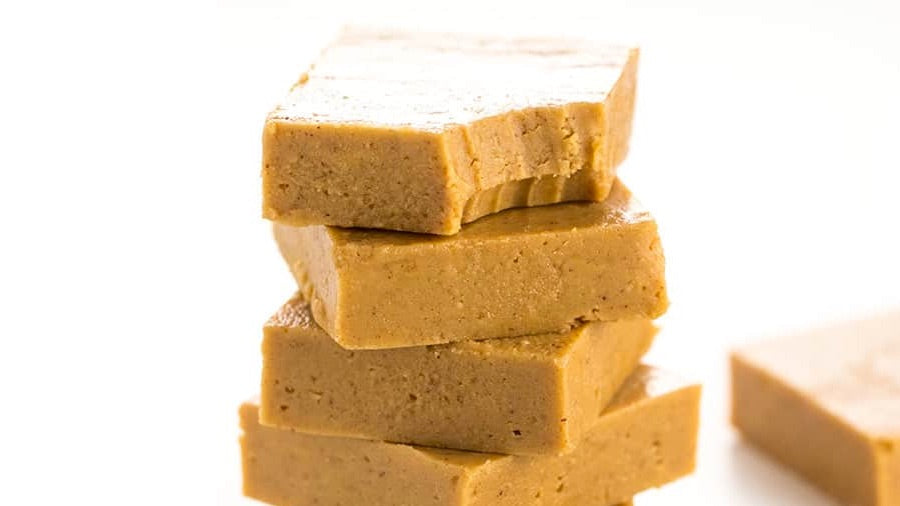 Peanut butter collagen fudge
